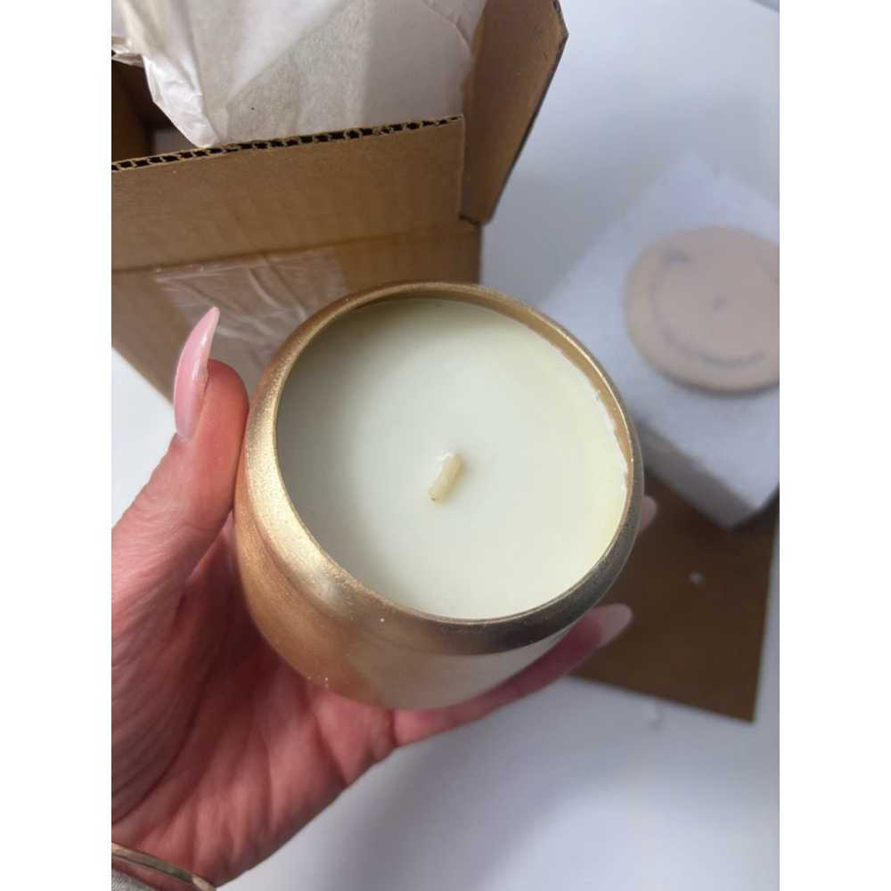 Anthropologie Gather Candle Woody Ambered Vanilla Gold - Picture 3 of 6